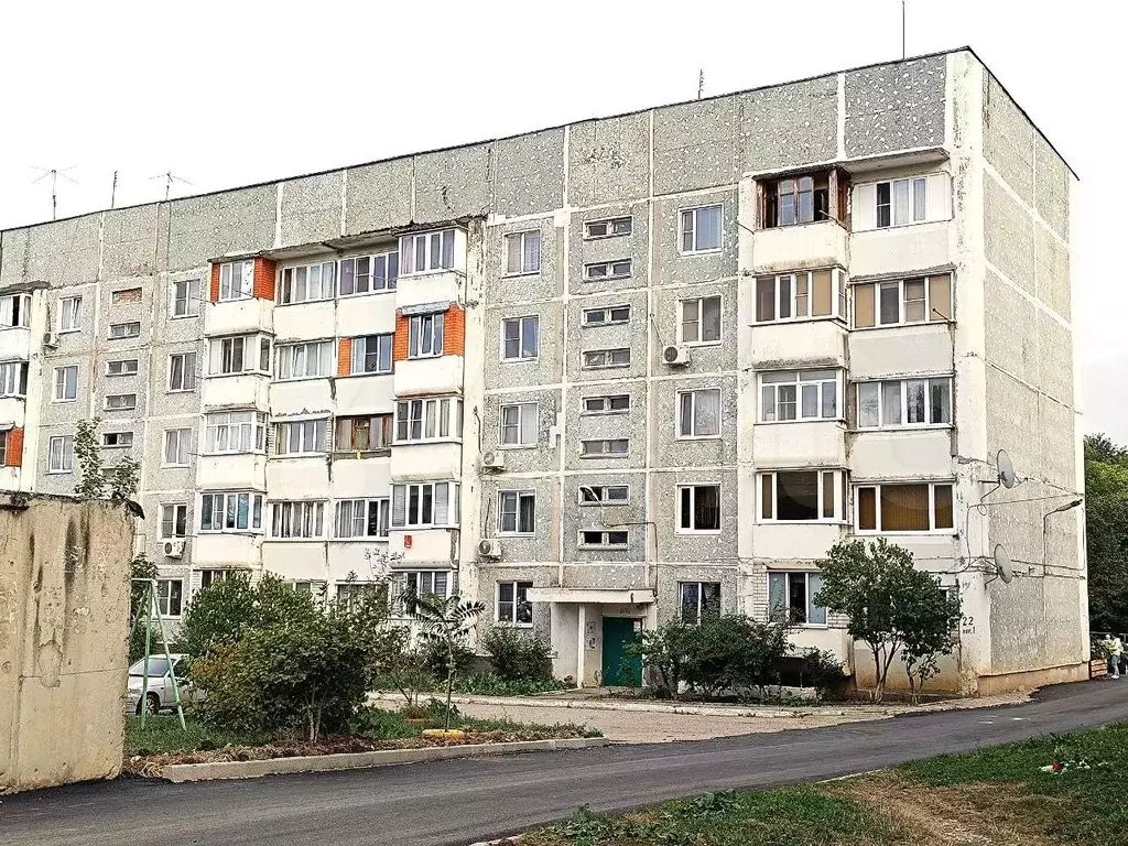 3-к. квартира, 70 м, 5/5 эт. - Фото 0