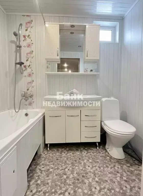 Дом в Саратовская область, Балаково Коммунарная ул., 26 (66 м) - Фото 2