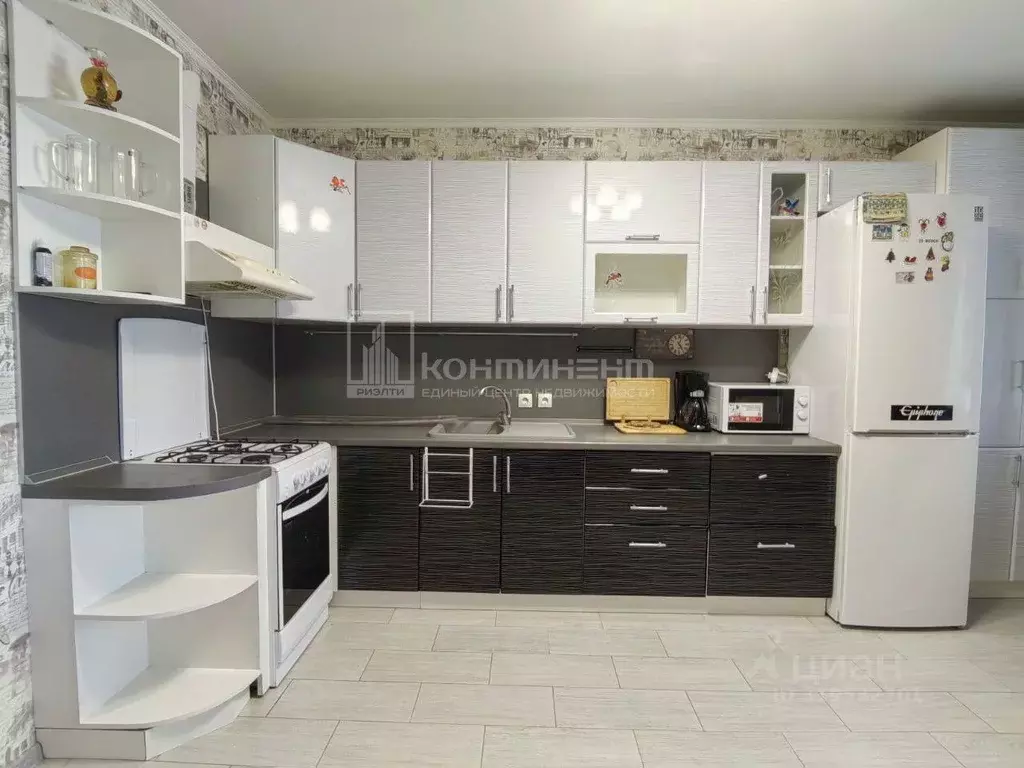 2-к кв. Владимирская область, Ковров Еловая ул., 88к1 (64.0 м) - Фото 1