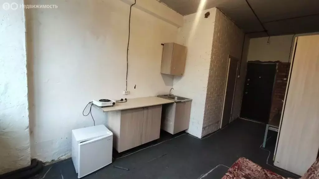 1к в -комнатной квартире (18 м) - Фото 1