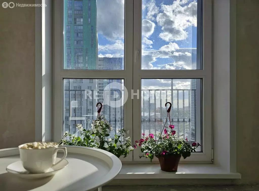 2-комнатная квартира: Пермь, улица Революции, 22 (64.2 м) - Фото 0