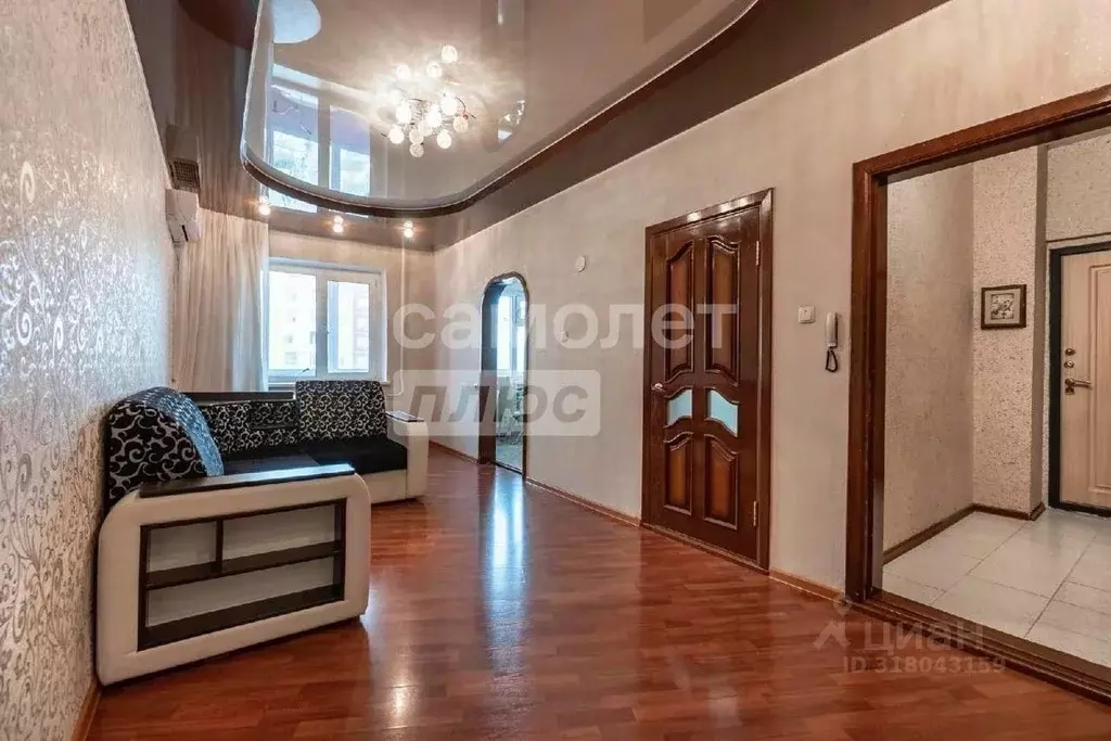 4-к кв. Саха (Якутия), Якутск ул. Курнатовского, 3/5 (94.3 м) - Фото 1