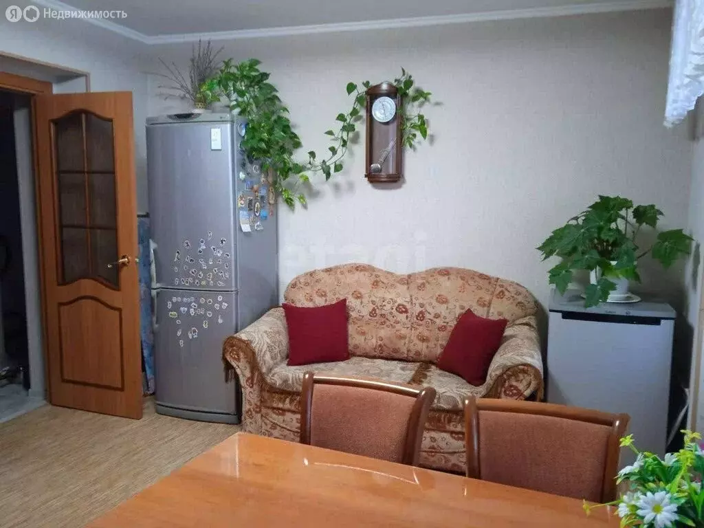 3-комнатная квартира: Ачинск, 4-й Привокзальный микрорайон, 4 (77 м) - Фото 2