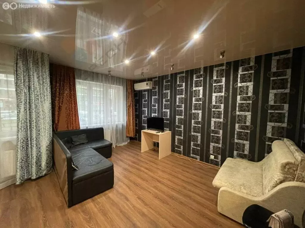 1-комнатная квартира: Краснодар, улица Евгении Жигуленко, 11к1 (35 м) - Фото 1
