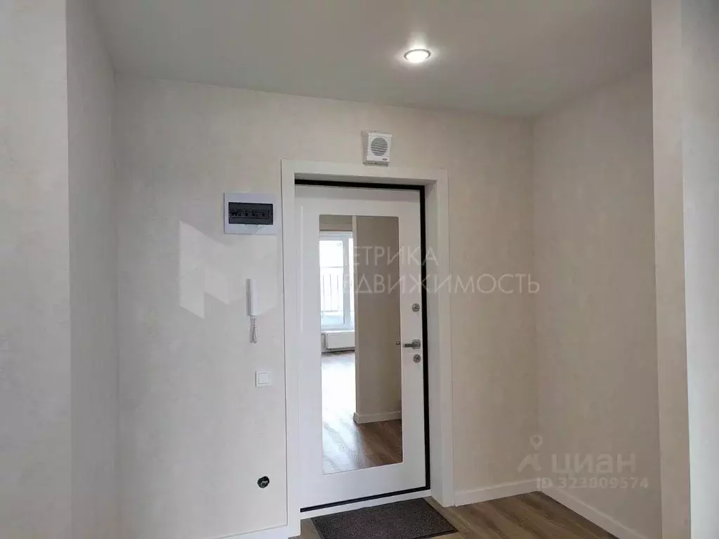 2-к кв. Тюменская область, Тюмень ул. Лесопарковая, 1к1 (58.2 м) - Фото 1