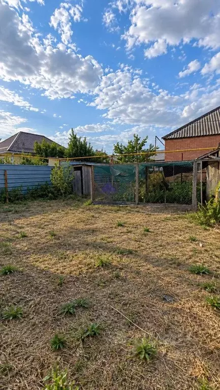 Участок в Ростовская область, Волгодонск Центральная ул. (4.0 сот.) - Фото 1
