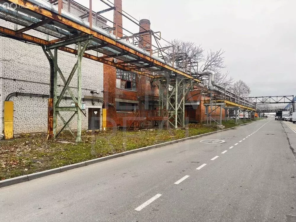 Помещение свободного назначения (1850 м) - Фото 2