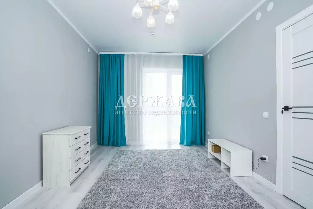 1-к кв. Белгородская область, Старый Оскол Космос мкр, 11 (36.9 м) - Фото 0