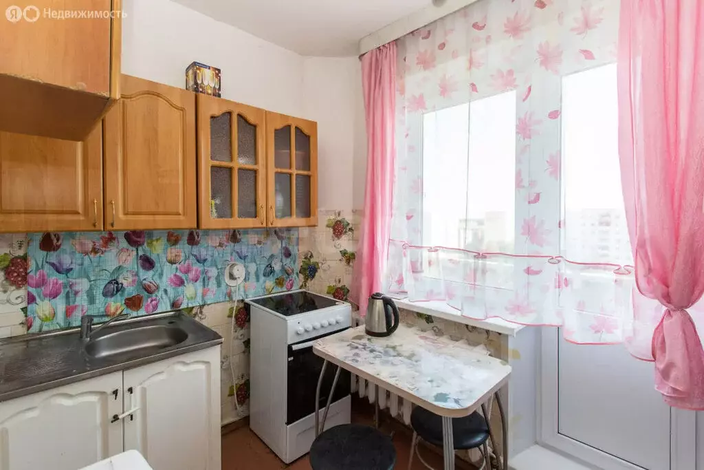 1-комнатная квартира: Тобольск, 9-й микрорайон, 16А (37.7 м) - Фото 1