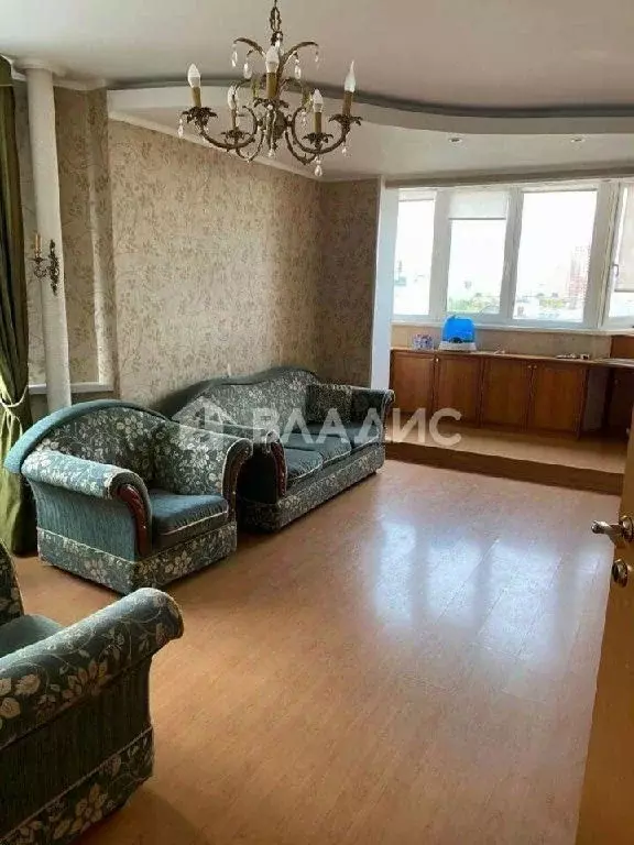 Продается 3-комнатная квартира - Фото 0