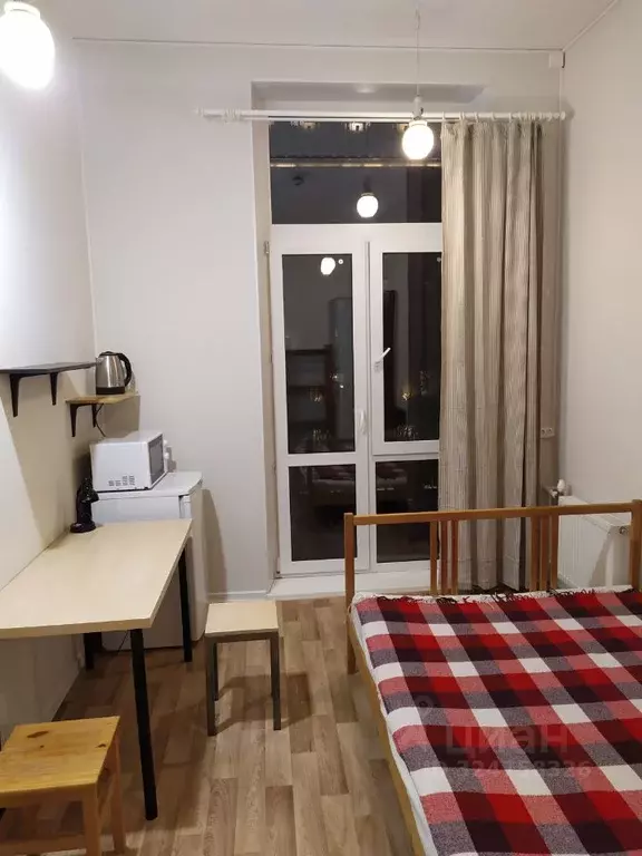 Комната Санкт-Петербург просп. Стачек, 57 (25.2 м) - Фото 1