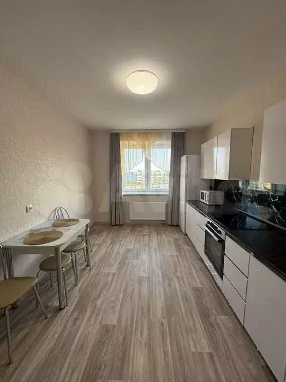 2-к. квартира, 61 м, 9/9 эт. - Фото 1