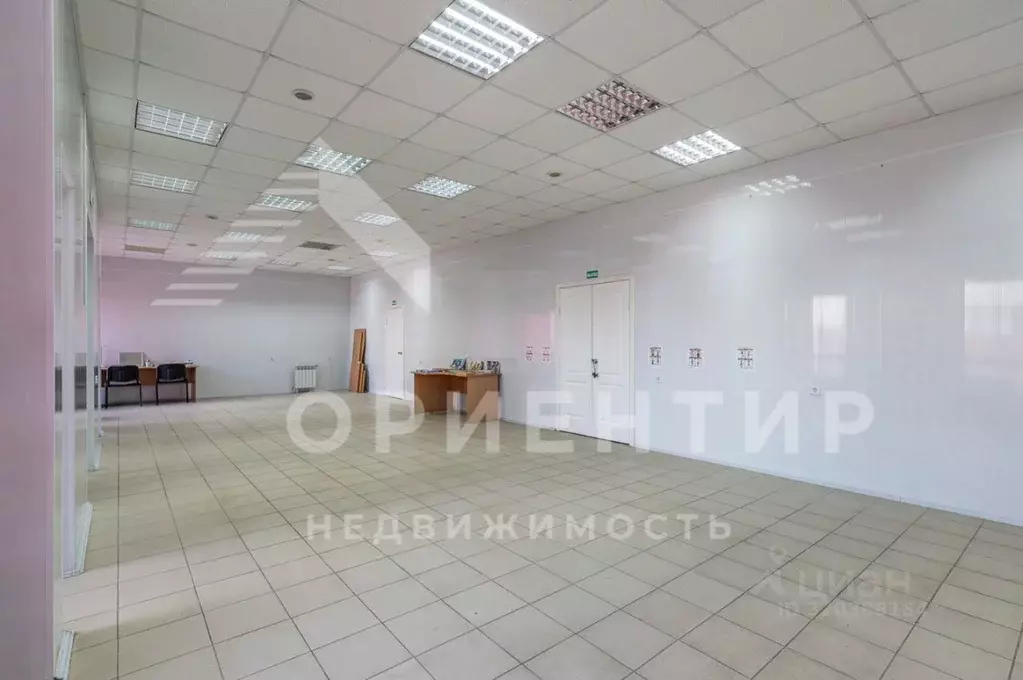 Помещение свободного назначения в Свердловская область, Екатеринбург ... - Фото 1