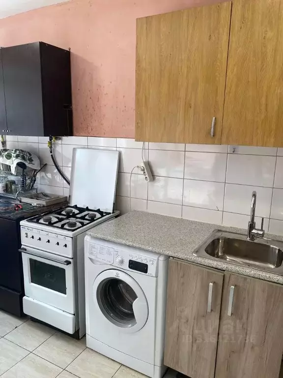 Комната Санкт-Петербург ул. Ушинского, 5К2 (18.4 м) - Фото 1