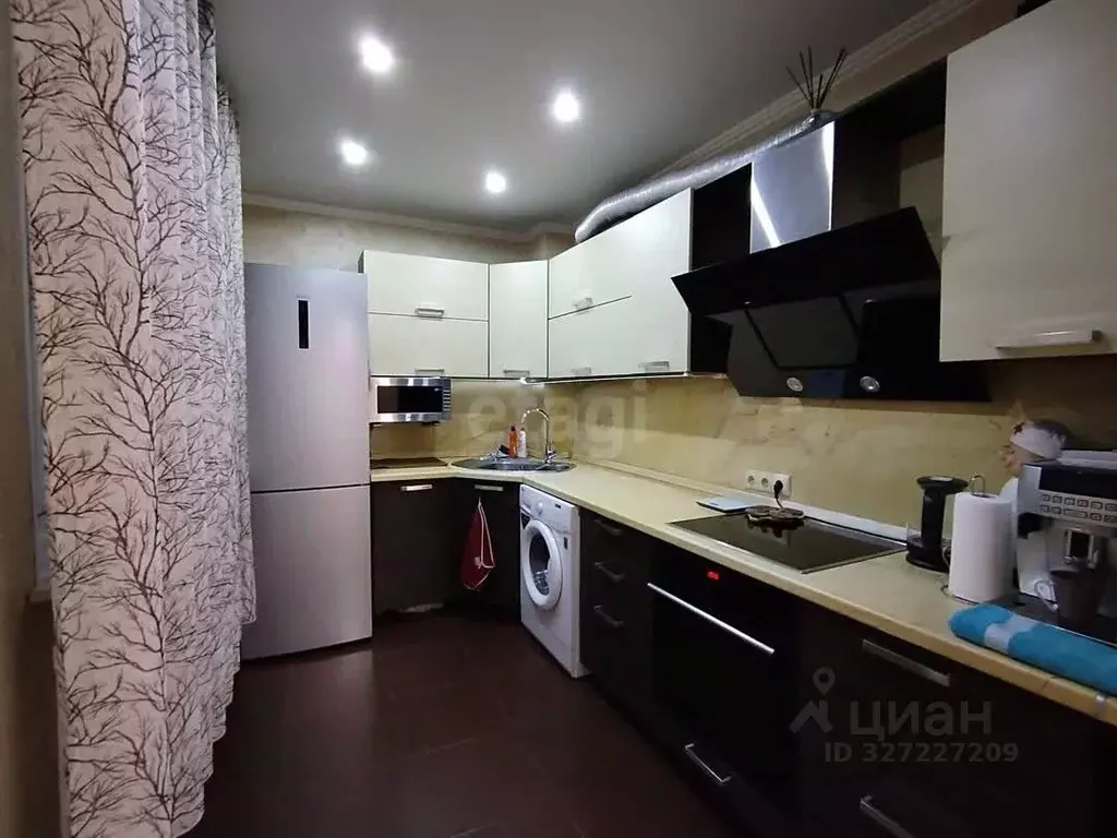 2-к кв. Тюменская область, Тюмень ул. Пермякова, 83к2 (62.2 м) - Фото 2