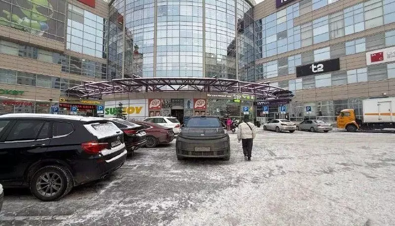 Торговая площадь в Свердловская область, Екатеринбург ул. 8 Марта, 149 ... - Фото 1