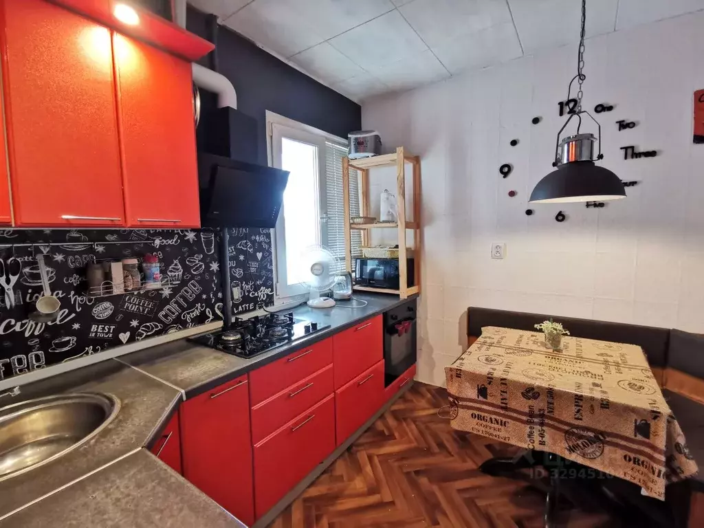 3-к кв. Ямало-Ненецкий АО, Надым ул. Зверева, 23/1 (60.8 м) - Фото 1