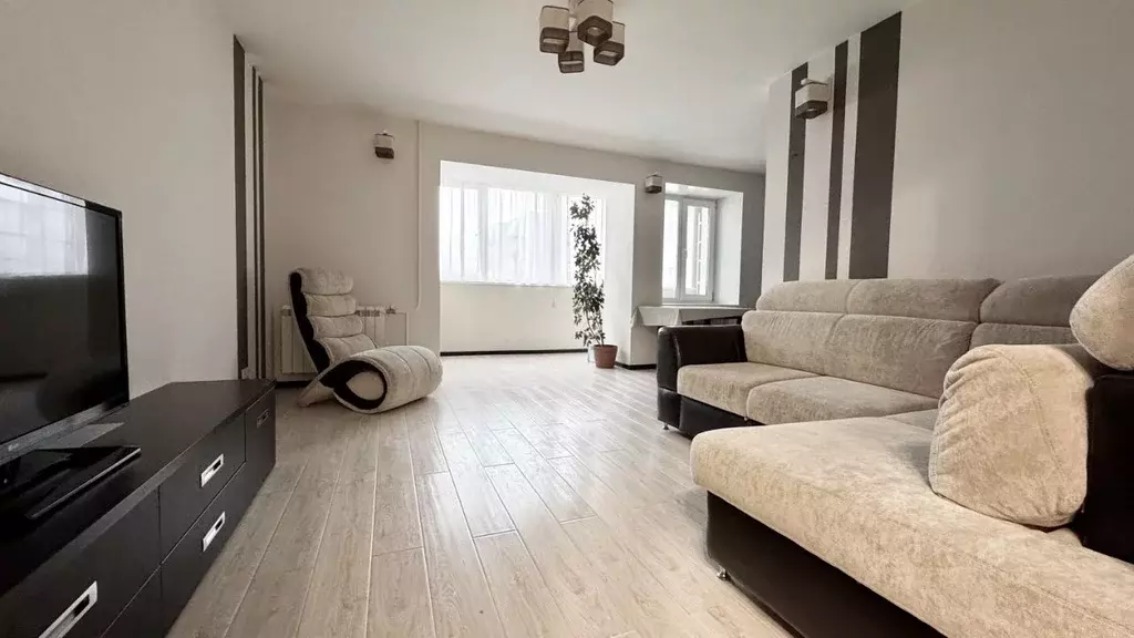 3-к кв. Новосибирская область, Новосибирск ул. Крылова, 64А (77.0 м) - Фото 1