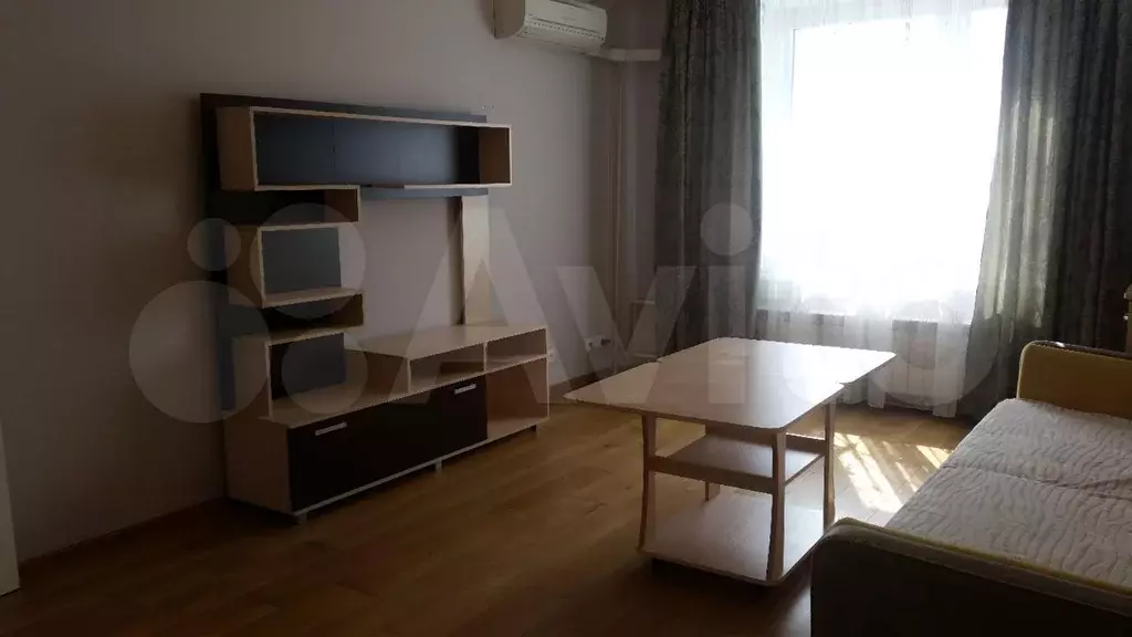 1-к. квартира, 40 м, 7/14 эт. - Фото 0