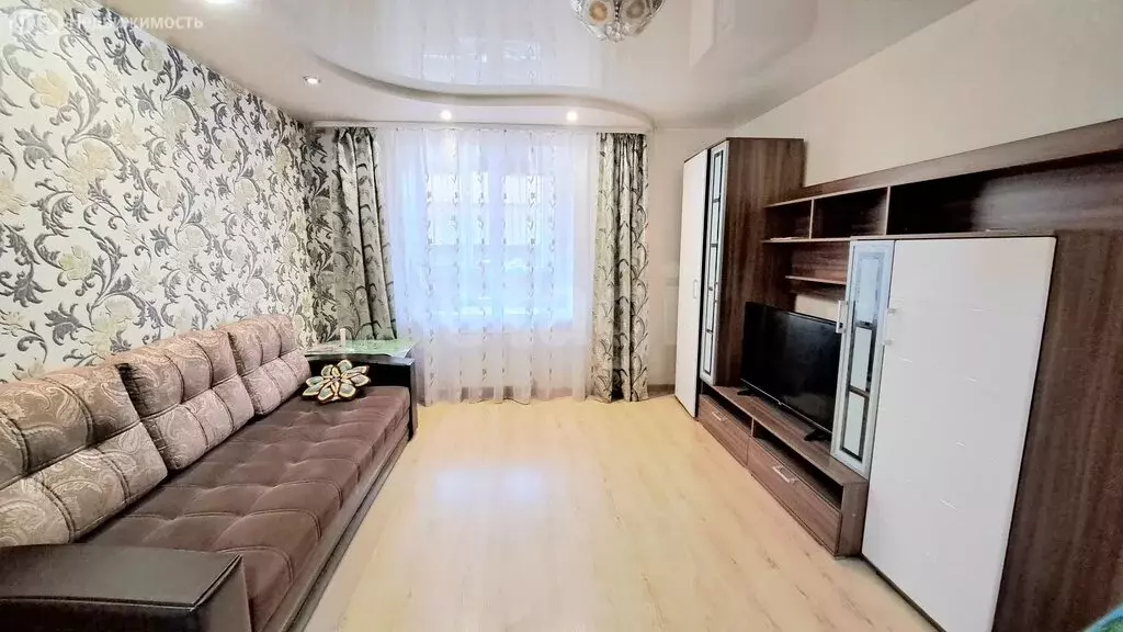 1-комнатная квартира: Можга, улица Наговицына, 43 (38 м) - Фото 1
