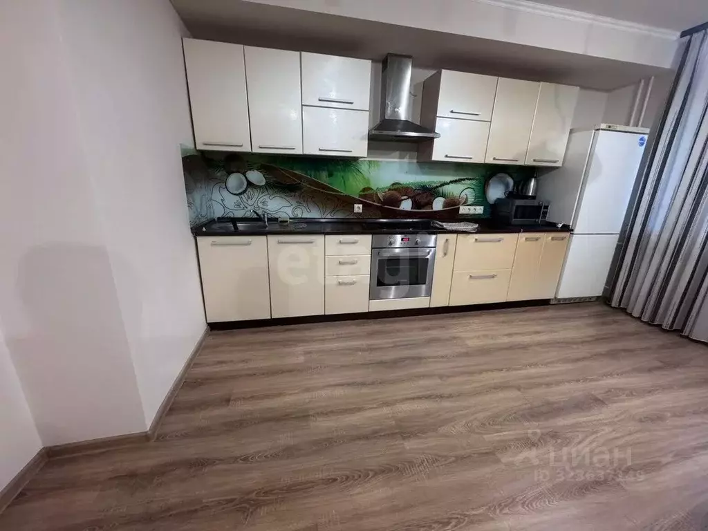 2-к кв. Красноярский край, Красноярск ул. Молокова, 16 (61.1 м) - Фото 1