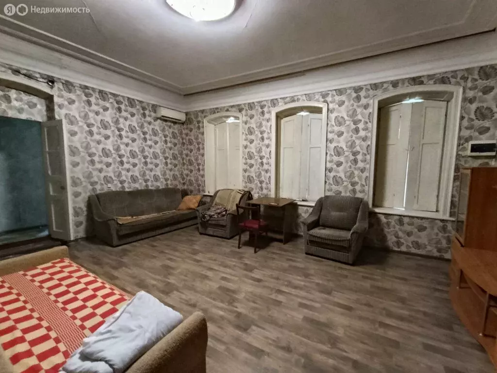 1-комнатная квартира: Астрахань, улица Шаумяна, 2/1 (42.7 м) - Фото 1