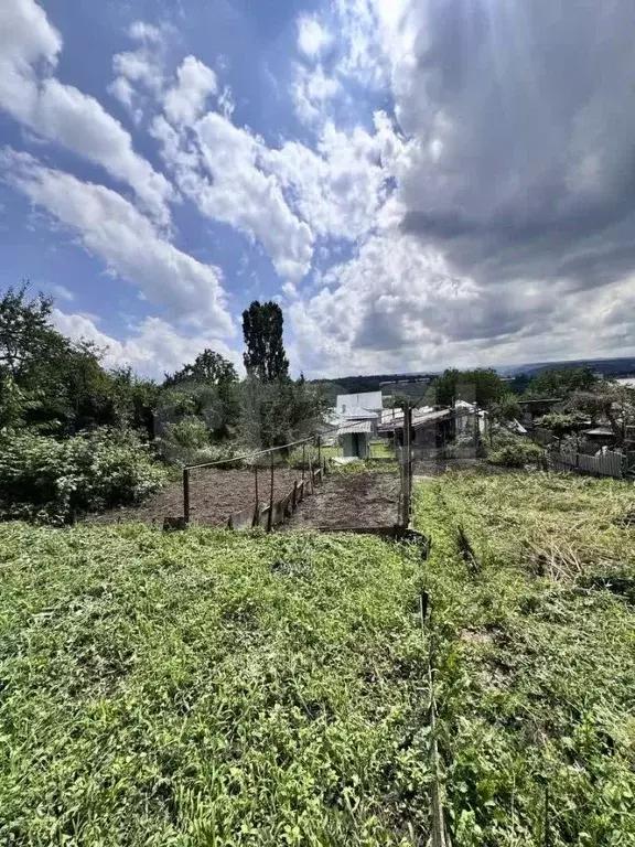 Участок в Ставропольский край, Кисловодск ул. Революции (10.5 сот.) - Фото 0