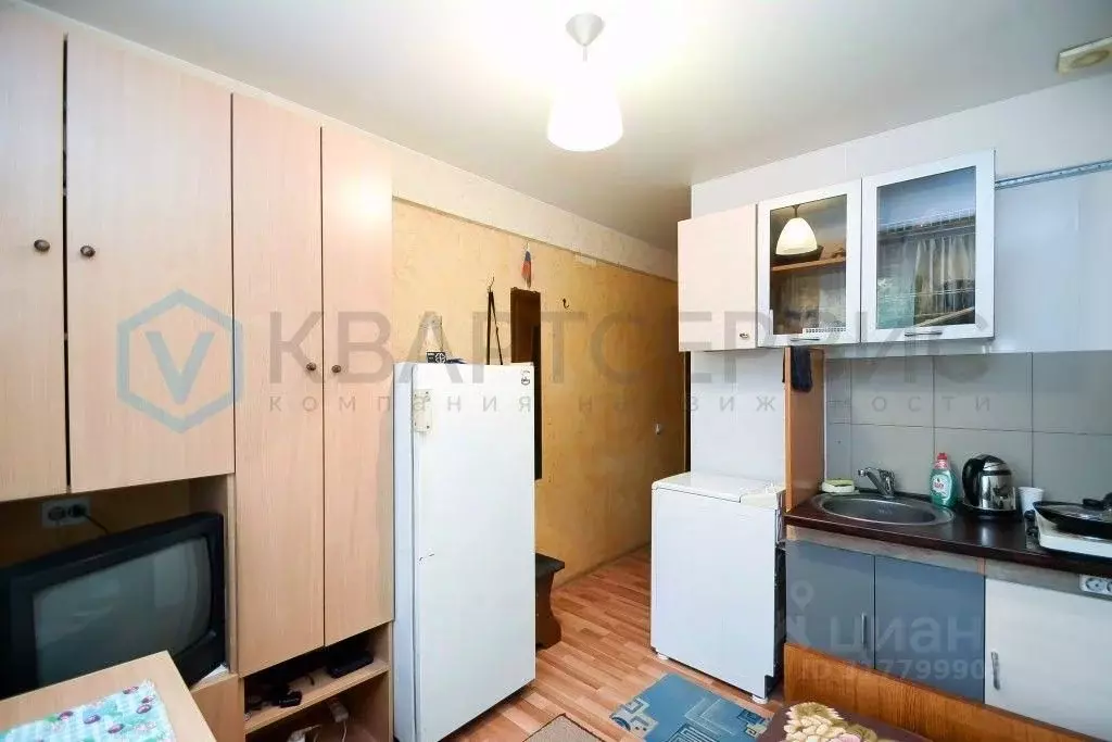 Комната Омская область, Омск 3-й мкр, ул. Путилова, 11 (11.3 м) - Фото 0