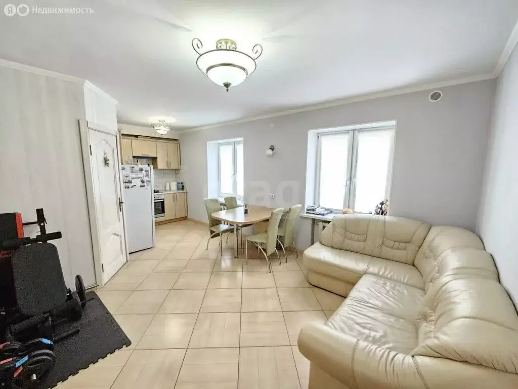 3-комнатная квартира: Балтийск, улица Головко, 7 (54.4 м) - Фото 1