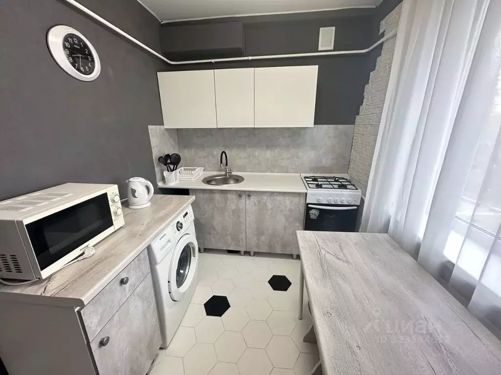 1-к кв. Саратовская область, Энгельс Полтавская ул., 33 (30.0 м) - Фото 2