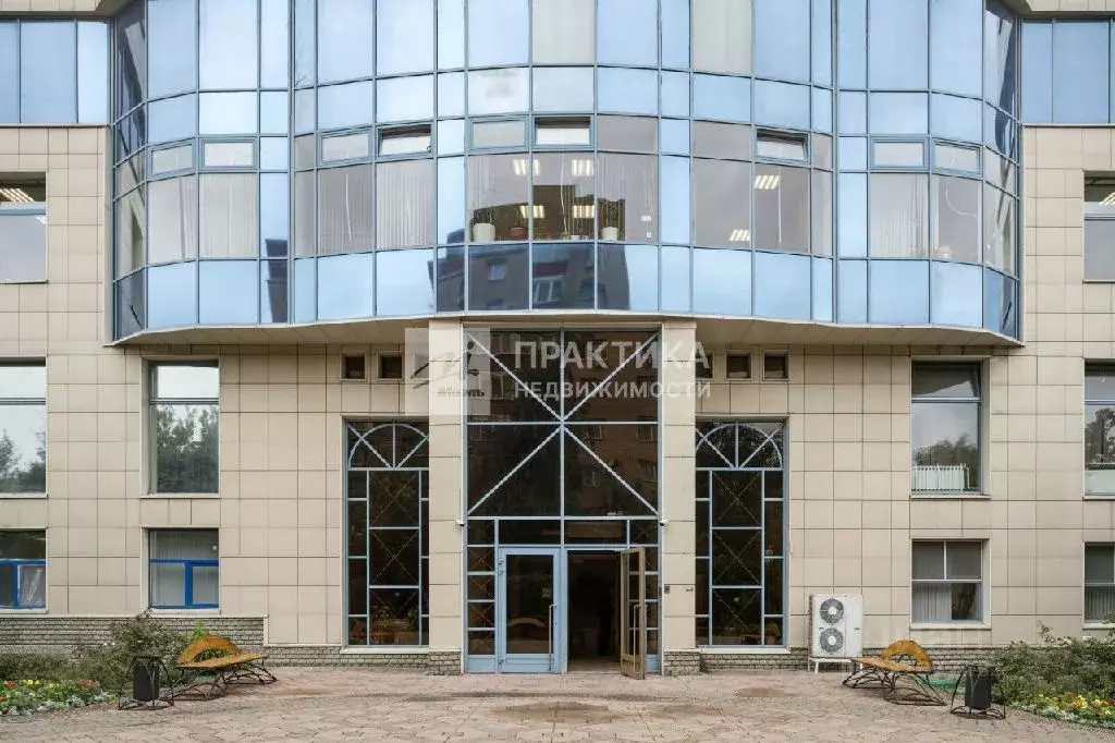 Продается 4-комнатная квартира - Фото 1