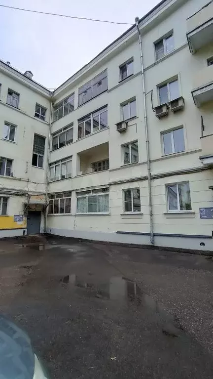Комната 18 м в 3-к., 2/4 эт. - Фото 0