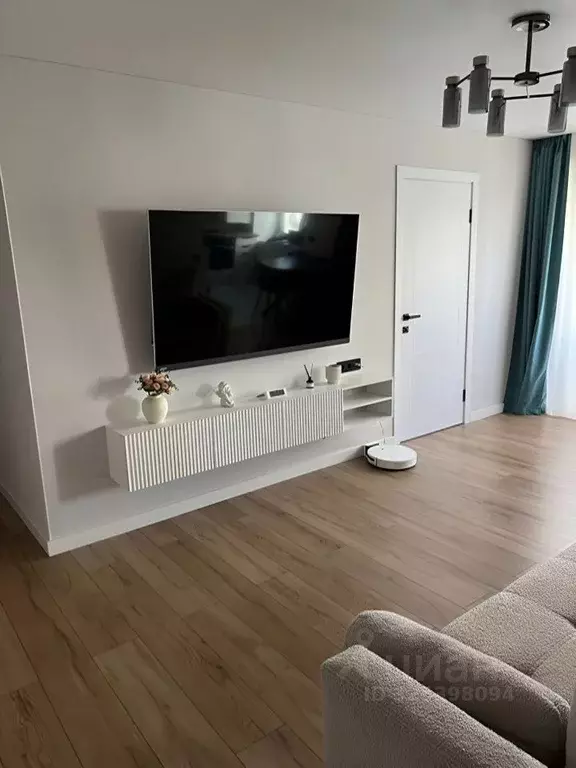 3-к кв. Башкортостан, Уфа ул. 50-летия Октября, 18 (56.0 м) - Фото 2