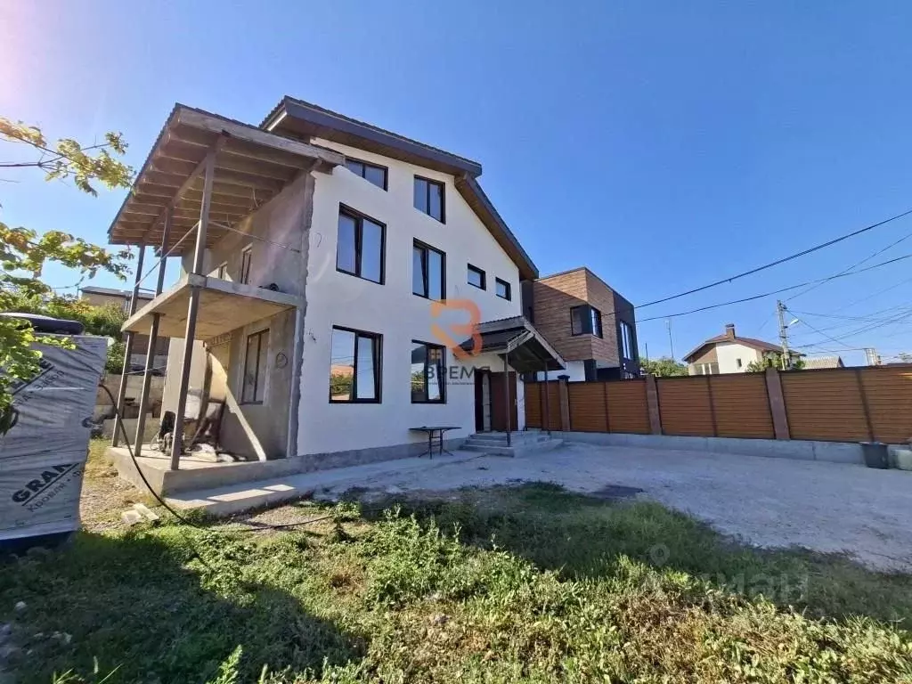 Дом в Севастополь Рыбак-6 ТСН, ул. Анатолия Русака (165 м) - Фото 1