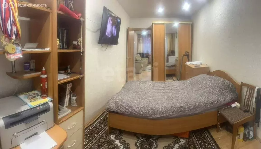 2-комнатная квартира: Златоустовский городской округ, посёлок ... - Фото 2