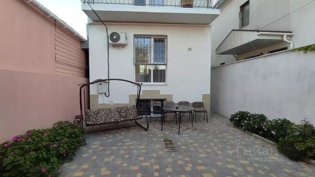 Дом в Крым, Евпатория ул. Пушкина, 55 (200 м) - Фото 1