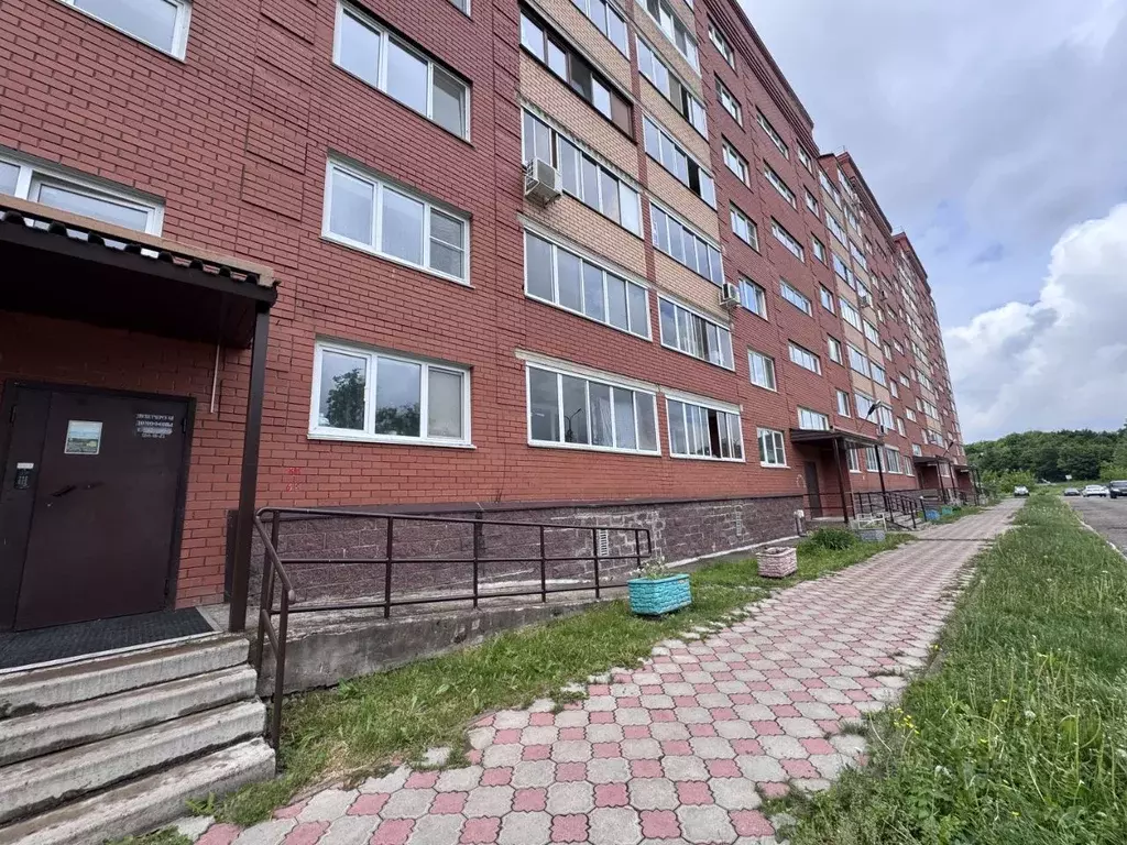 3-к кв. Башкортостан, Уфа ул. Блюхера, 3/10 (70.2 м) - Фото 1