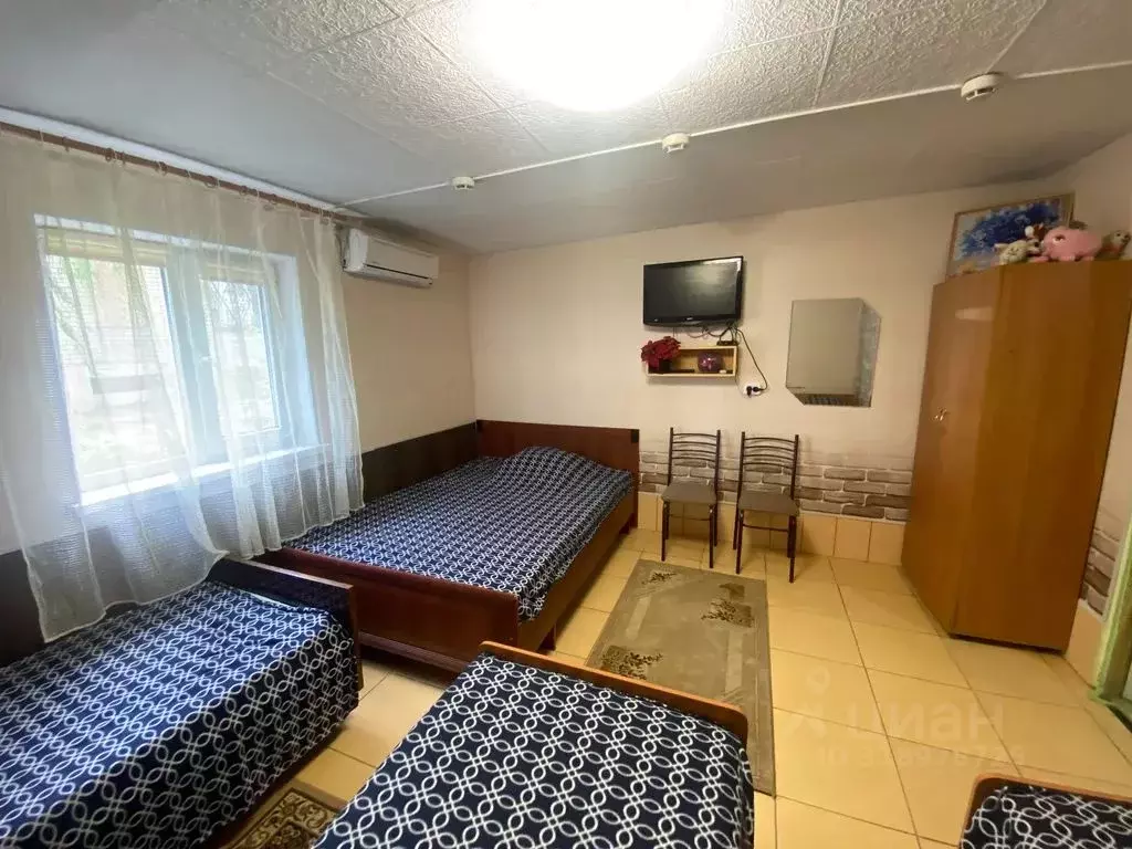 Дом в Краснодарский край, Ейск Рабочая ул., 2Б (30 м) - Фото 1