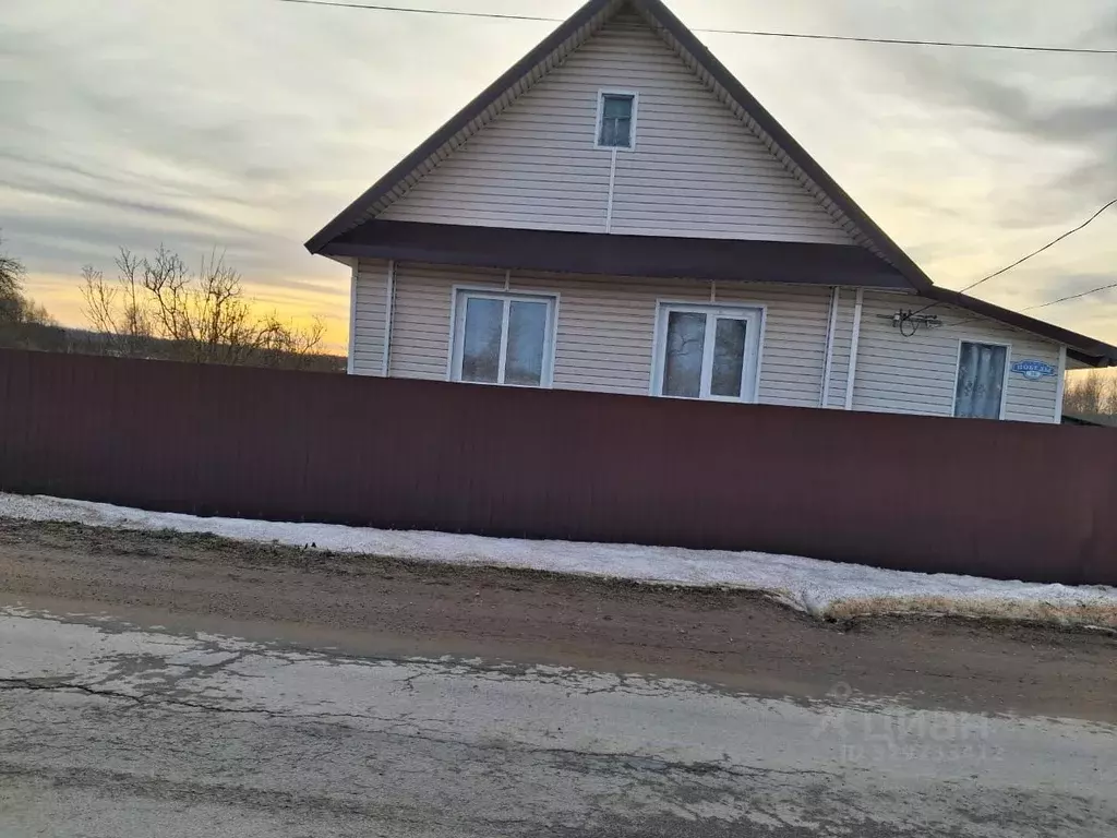 Дом в Новгородская область, Волотовский муниципальный округ, д. Волот ... - Фото 1