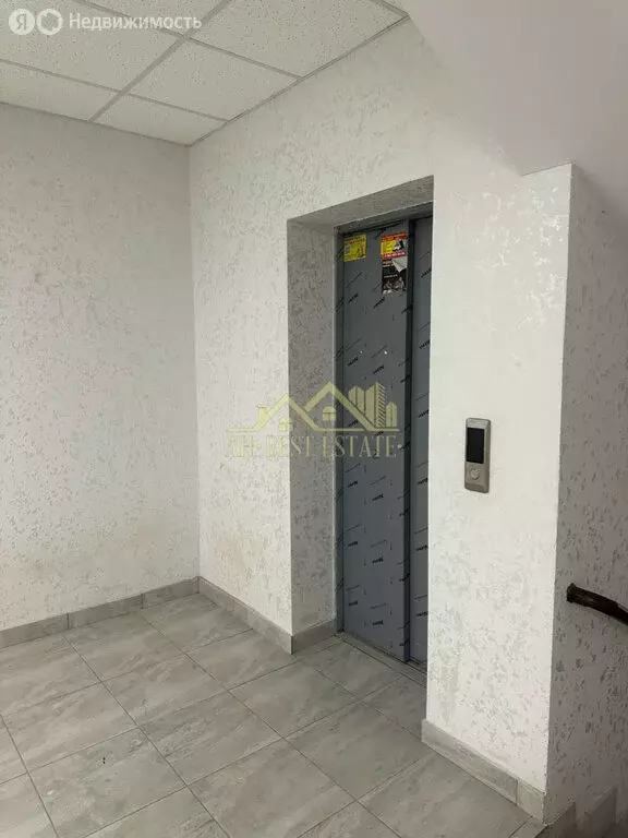 2-комнатная квартира: Владикавказ, улица Курсантов-Кировцев, 25К (61 ... - Фото 1