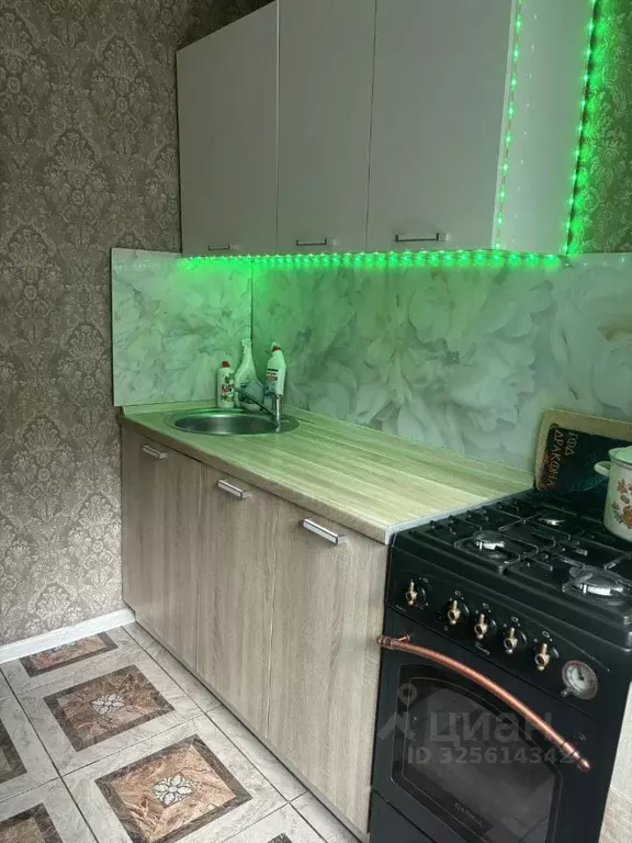 2-к кв. Московская область, Реутов Комсомольская ул., 5 (40.0 м) - Фото 1