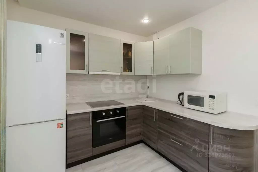 1-к кв. Тюменская область, Тюмень ул. Валентины Трофимовой, 13 (40.9 ... - Фото 1