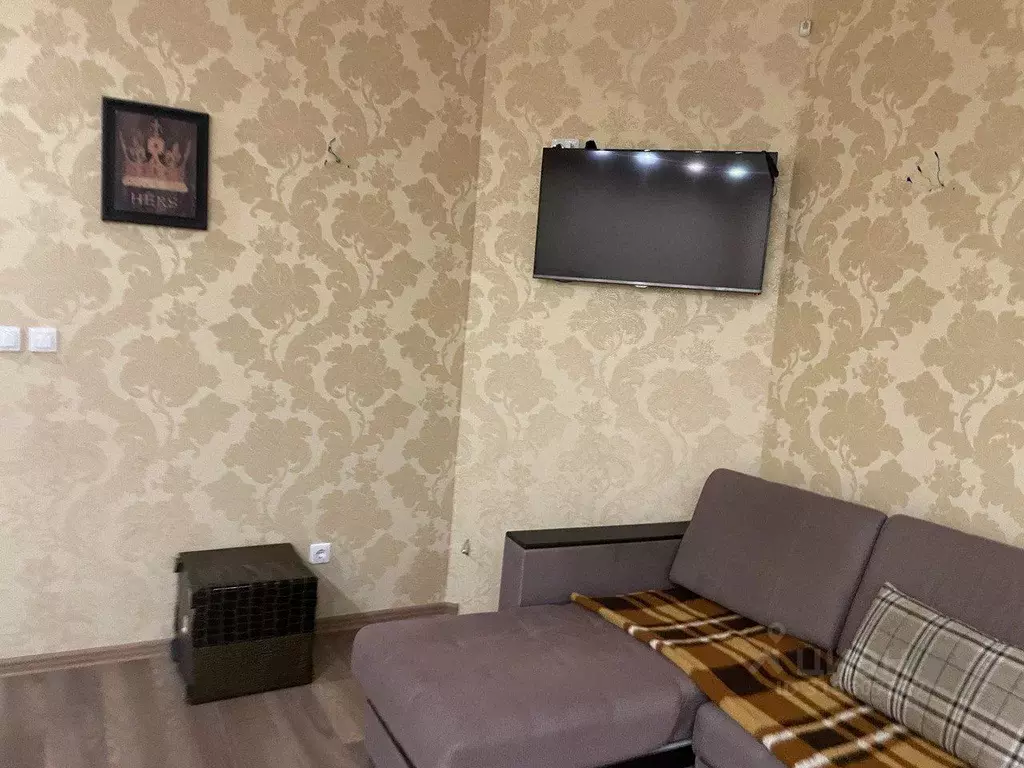 1-к кв. Удмуртия, Глазов ул. Ленина, 21с4/7 (50.0 м) - Фото 1