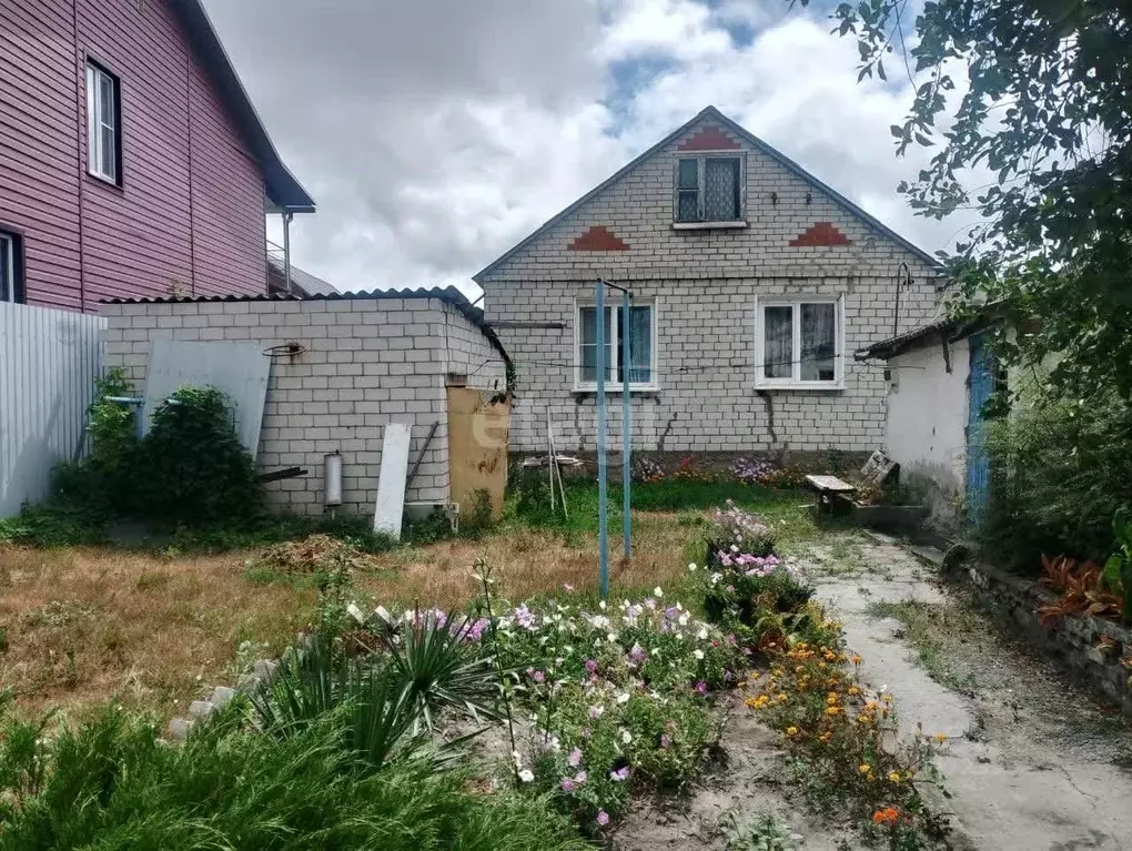 Дом в Белгородская область, Новый Оскол Центральная ул. (65 м) - Фото 0