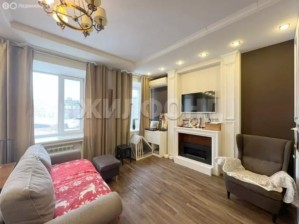 3-комнатная квартира: Новосибирск, Красный проспект, 13 (81.6 м) - Фото 2