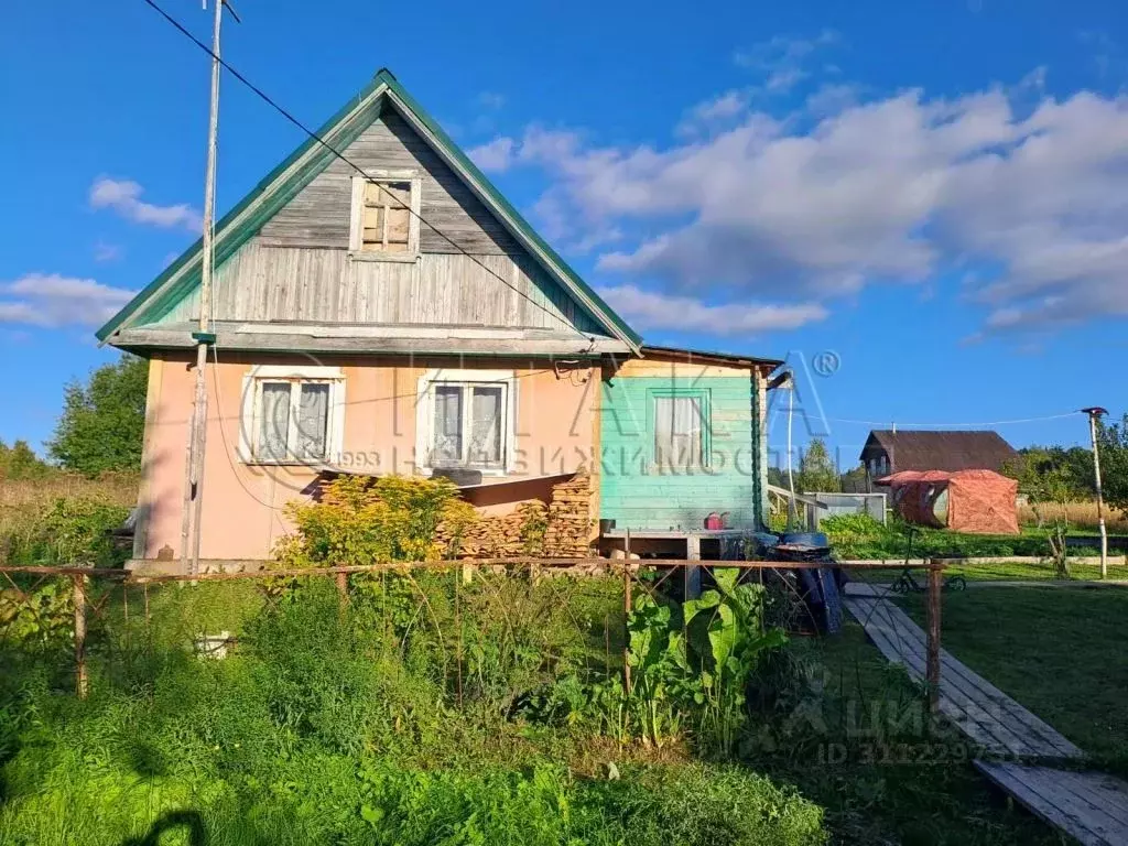 Дом в Ленинградская область, Лодейнопольский район, Алеховщинское ... - Фото 0