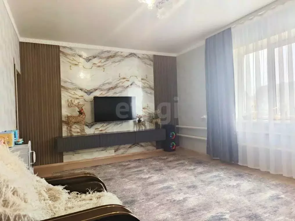 Дом в Липецкая область, Елец Карьерная ул., 29 (104 м) - Фото 1