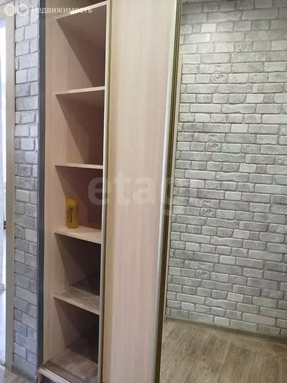 Квартира-студия: село Уйское, улица Карла Маркса, 24 (40.6 м) - Фото 1