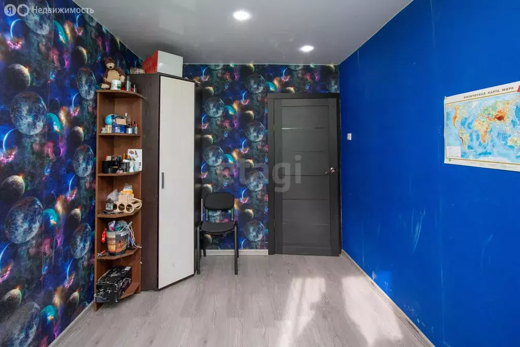 4-комнатная квартира: Новокузнецк, Тушинская улица, 70 (81.2 м) - Фото 2