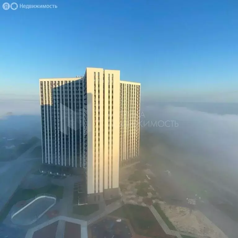 3-комнатная квартира: Тюмень, Краснооктябрьская улица, 8 (85.7 м) - Фото 1